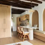 Refurbished Apartment - 2Br 6P - Chatelet